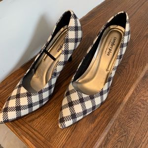 Comfort Plus by Predictions Cloth Heels